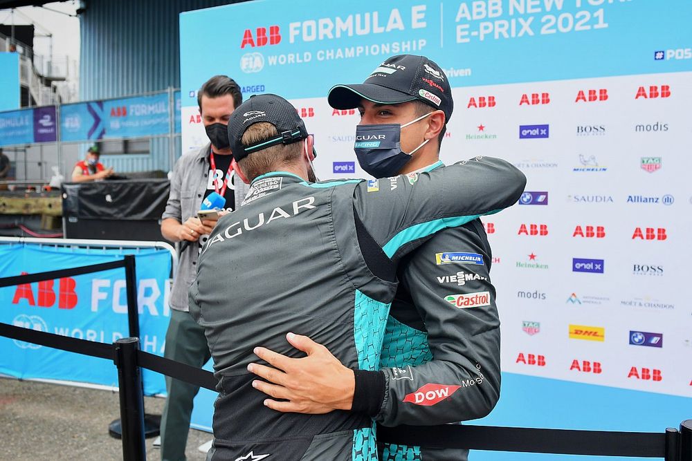 Front row starters Mitch Evans, Jaguar Racing, pole man Sam Bird, Jaguar Racing, congratulate each other