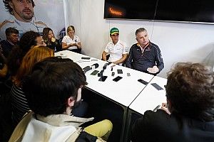 Gil de Ferran: McLaren já entende pontos fracos do carro