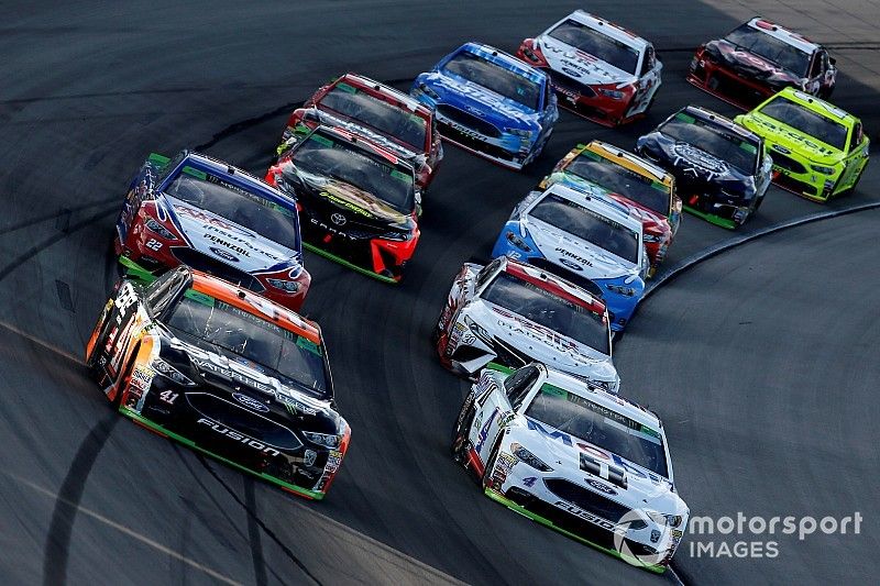 NASCAR descalificará a los ganadores por violaciones importantes al reglamento