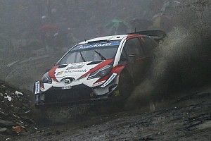Galles, PS16: clamoroso ritiro di Tanak! Ogier vola in testa alla gara