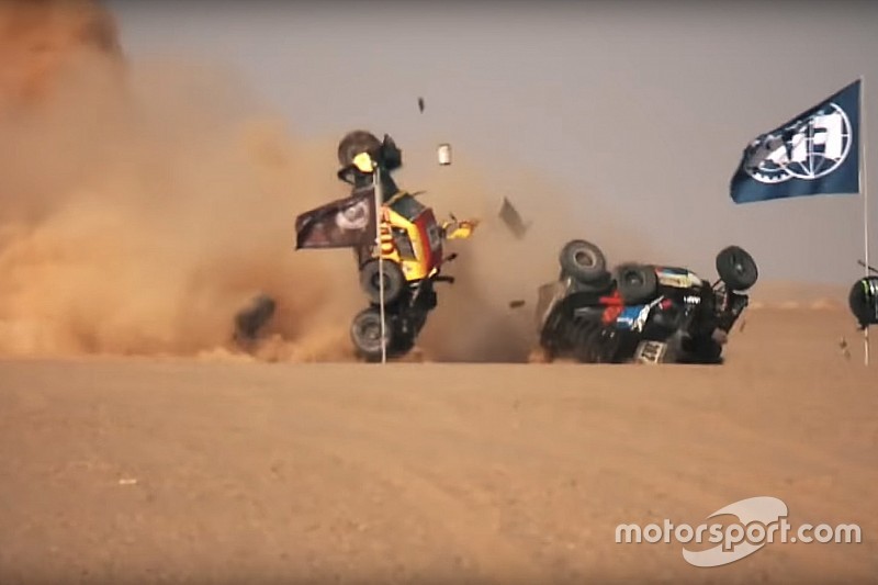 Жесткая авария прямо перед финишем этапа Africa Eco Race: видео