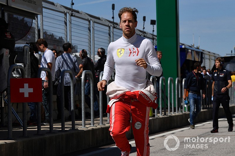 Vettel családi gondok miatt teljesít rosszul a Ferrarinál?