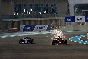 Jos Verstappen szerint Hamiltonnak könnyű dolga van a nagyon gyors autója miatt