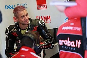 Bautista: "Il carattere della Panigale V4 R è abbastanza simile a quello della Desmosedici"