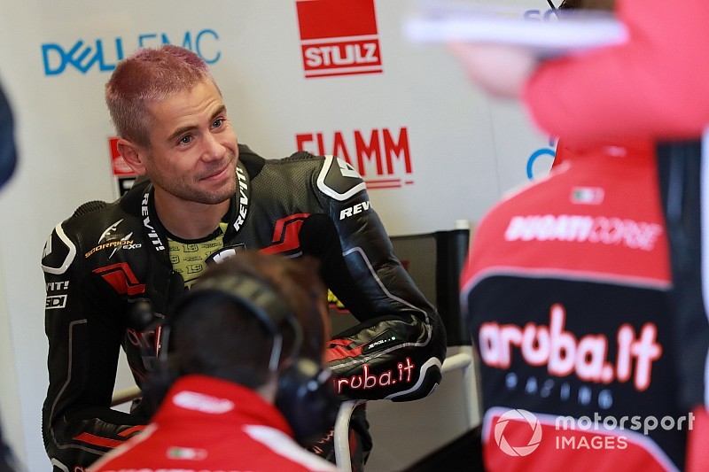 Bautista: "Il carattere della Panigale V4 R è abbastanza simile a quello della Desmosedici"