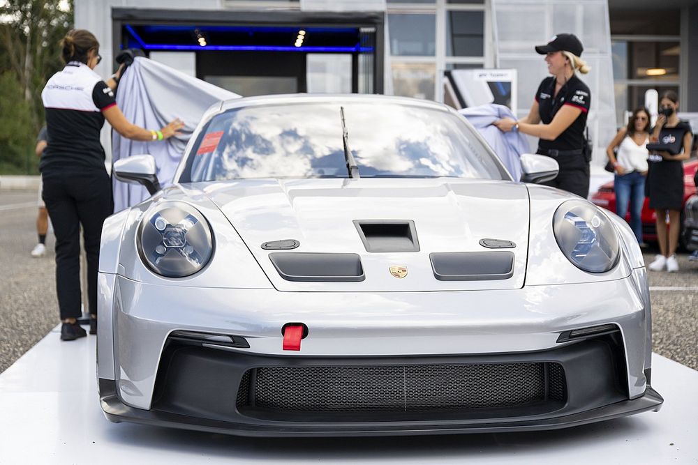 Carrera Cup Italia, svelata anche in Italia la nuova 911 GT3 Cup