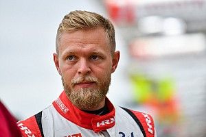 F1: Magnussen revela que não foi para Williams por "idiotice" de equipe renovar com Latifi