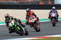 Rea enchaîne et remporte la course Superpole