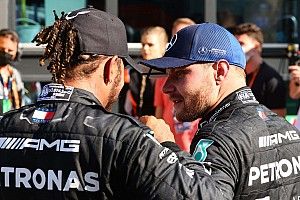 Lewis Hamilton Beri Tribute kepada Valtteri Bottas