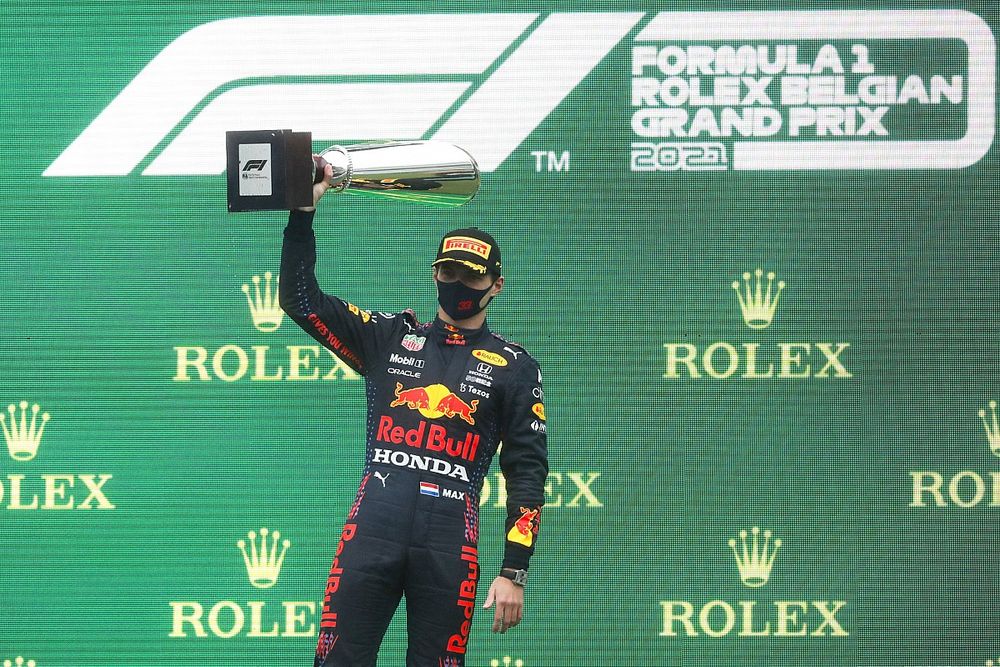 Jos Verstappen: Hopelijk tonen fans ook respect naar Hamilton