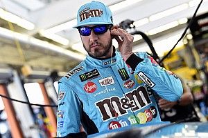 Kyle Busch: "Pathetic" lapped traffic "don't know where to go"