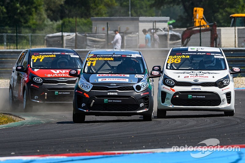 Galeria - Q2 KIA PLATINUM CUP na Slovakiaringu
