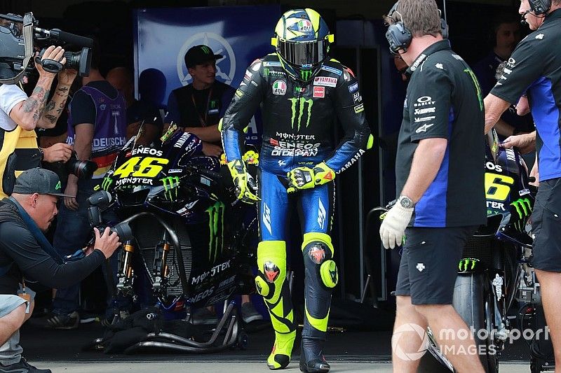 Rossi: “El podio está difícil, los de delante van más rápido que yo”