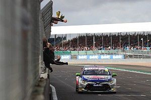 Silverstone BTCC: Ingram survives Plato contact to win Race 2