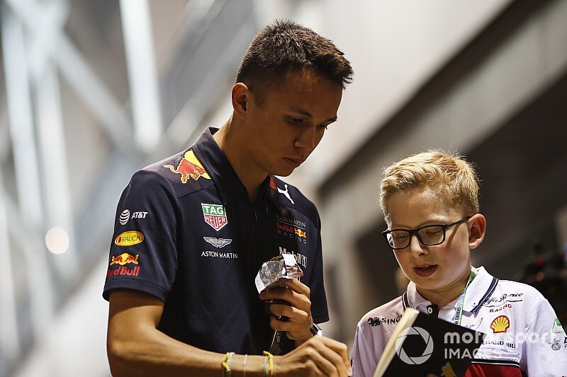 A Red Bull szerint Verstappen számára Albon az ideális csapattárs