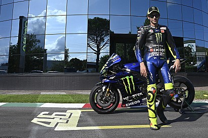 Buon compleanno Valentino Rossi, per il Dottore sono 41 anni