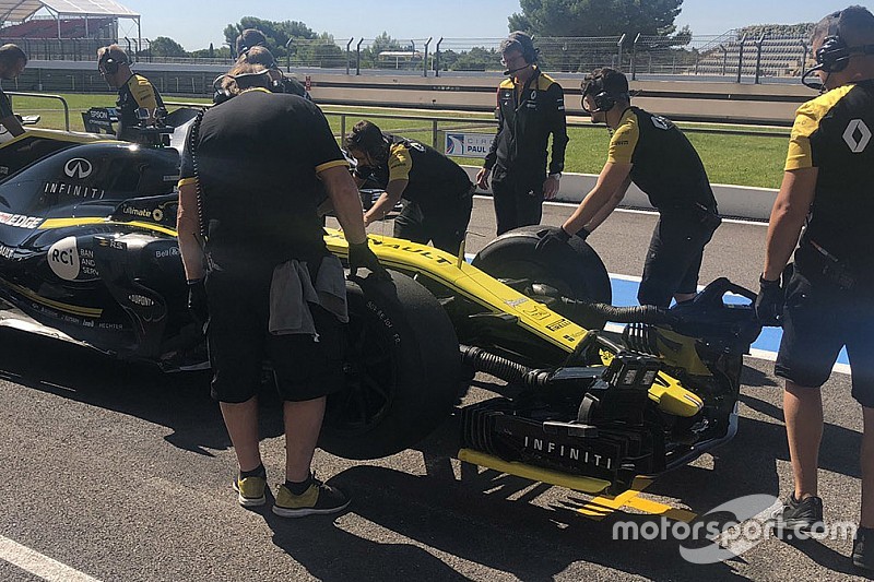 Test Pirelli: Sirotkin con le 18 pollici, Ocon lavora per il 2020
