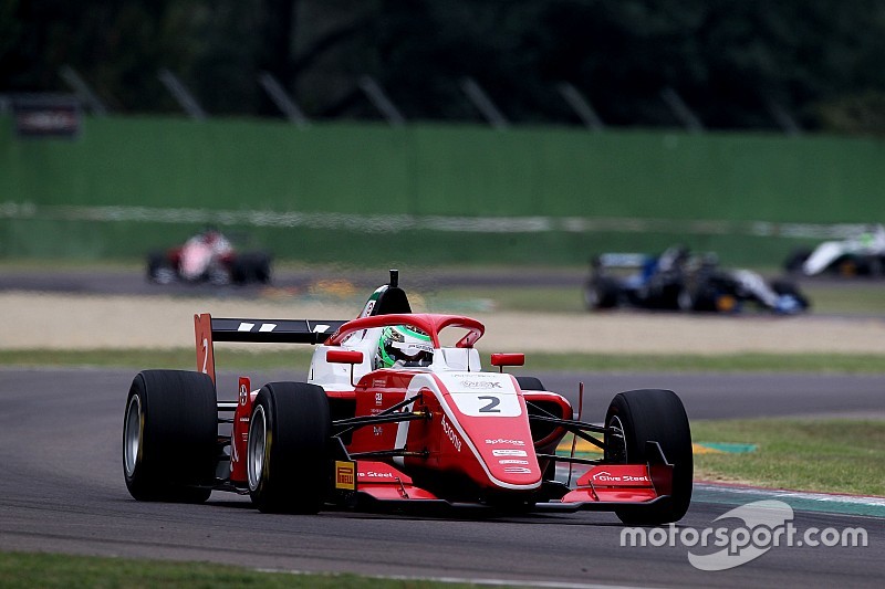 Imola, Gara 2: Vesti regala spettacolo e torna al successo