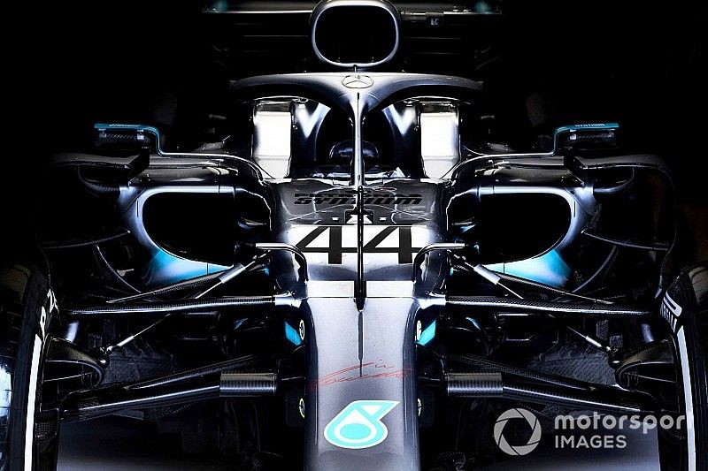 Hamilton nem aggódik amiatt, hogy tönkremehet a motorja a futamon