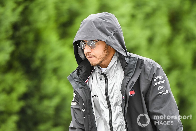 Hamilton teve que recusar papel na sequência da franquia Top Gun