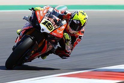 Bautista: “Se non avessi alzato la moto io e Chaz saremmo caduti”