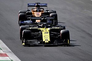 Renault considera "incómodo" luchar contra McLaren