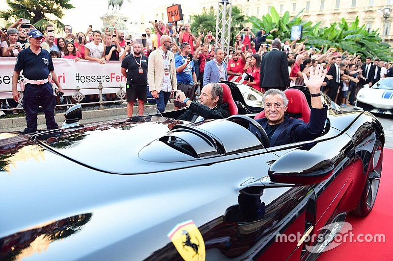 Alesi: Amikor Leclerc megelőzte Vettelt Bahreinben, csak mosolyogni tudtam