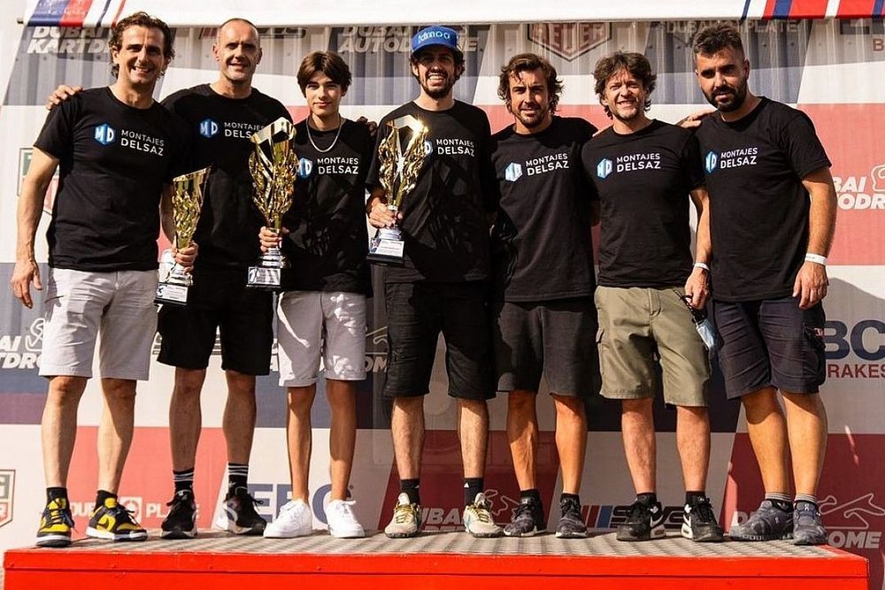 Alonso ve takımı, Dubai 24 Saat karting yarışında üçüncü oldu