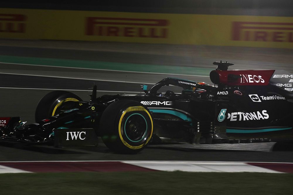 F1 | GP Qatar: Hamilton vince, Alonso stupisce a podio!