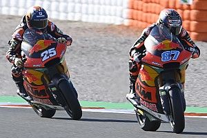 Remy Gardner wereldkampioen na intense Moto2-finale