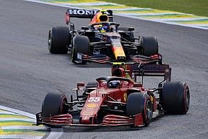 Sainz took soft tyre F1 "gamble" after spotting temperatures fall
