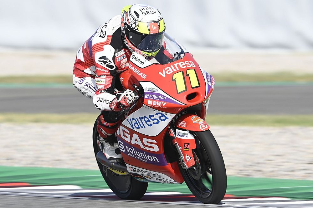 Moto3 Silverstone 1. antrenman: Garcia lider, Deniz 4. oldu