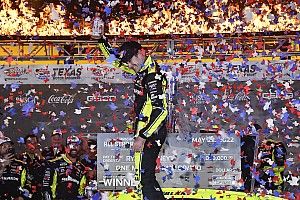 Ryan Blaney gana una loca carrera de estrellas en Texas, Suárez top 5