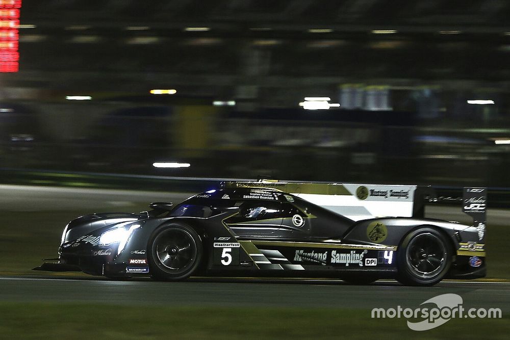 Rolex 24, H3: JDC-Miller Cadillac leads, Corvette heads GTLM