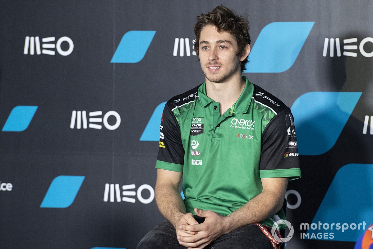 Gardner Pamer Seragam Baru KTM Ajo