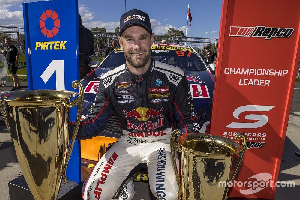 Race winner Shane van Gisbergen, Triple Eight Race Engineering  