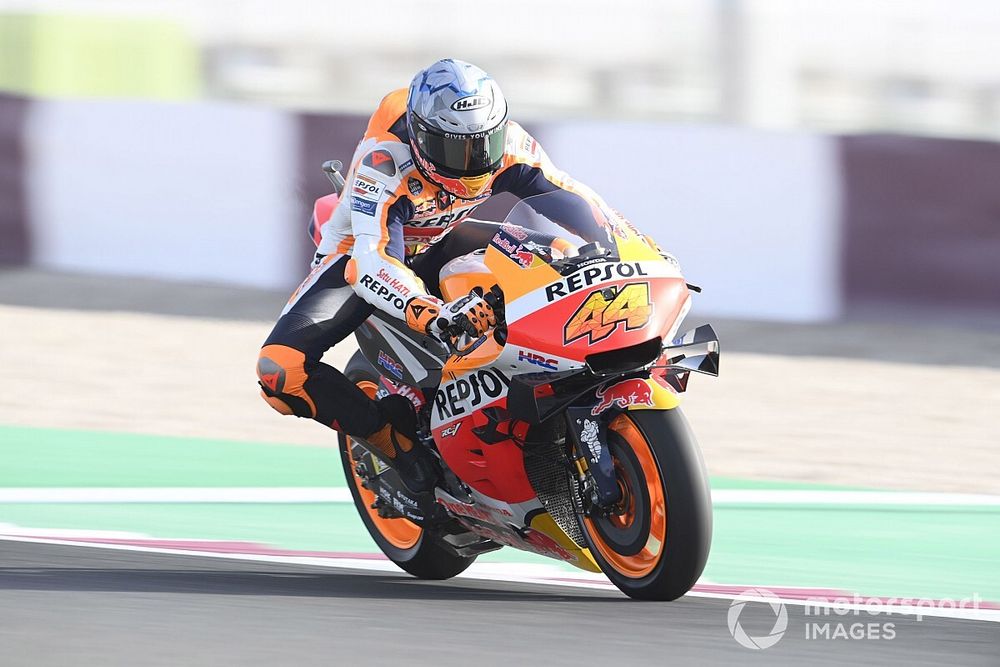 Pol Espargaró: “Ahora mismo tengo que mejorar más yo que la moto”