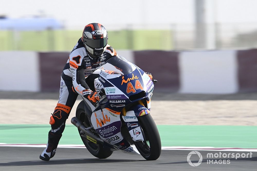 Moto2, Qatar, Libere 3: Canet comanda davanti a Roberts
