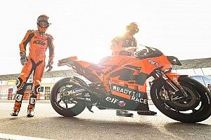 Petrucci tops final Qatar test day ruined by high winds