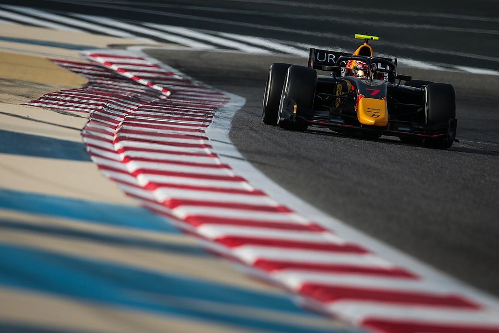 La F2 et la F3 songent à l'hybride et aux biocarburants