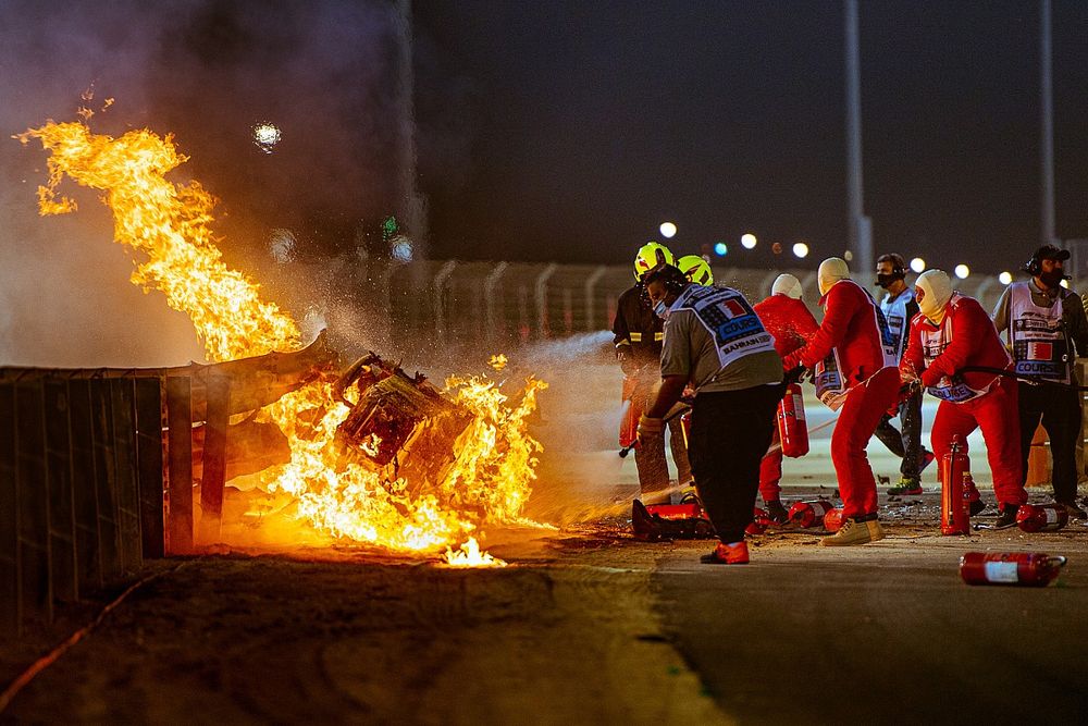 Romain Grosjean, Haas VF-20, on fire