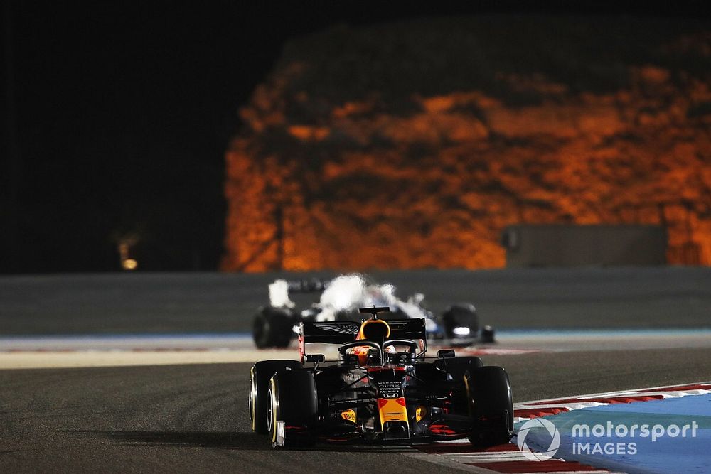 Red Bull confía en batir a Mercedes en carrera, no en clasificación