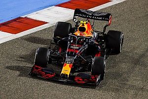 Red Bull to delay Albon decision until post-season