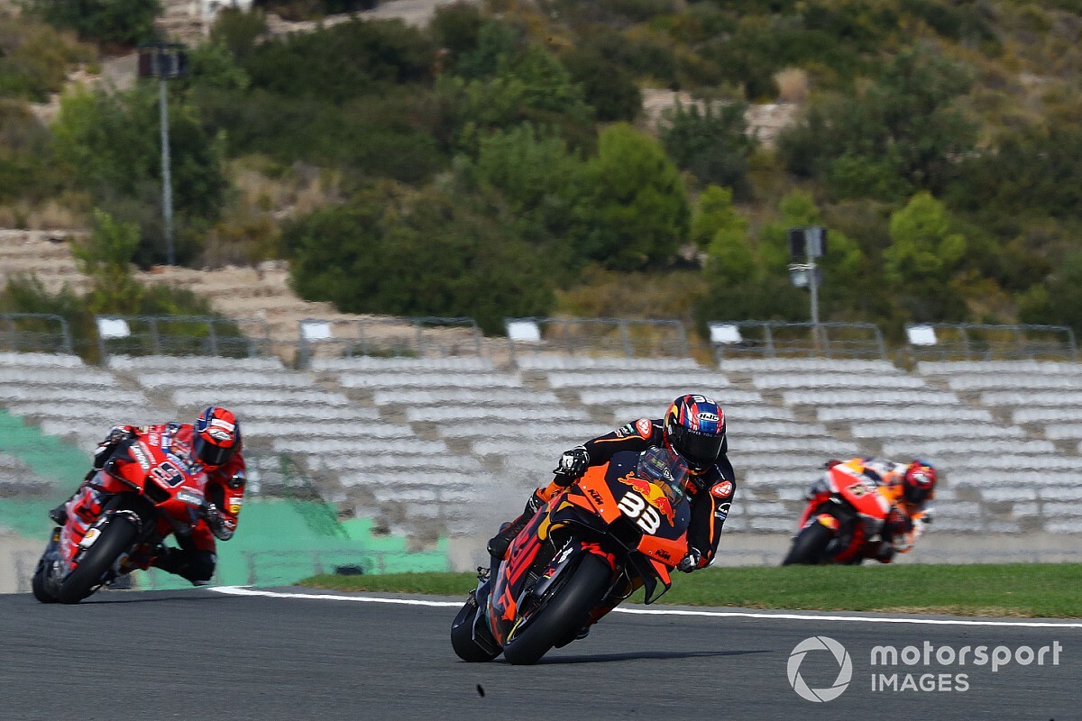 Dovizioso Tak Suka Kecepatan Binder di MotoGP Eropa