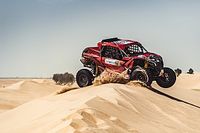 Baja Dubai: Laia Sanz brilla en su debut en coches y roza el podio