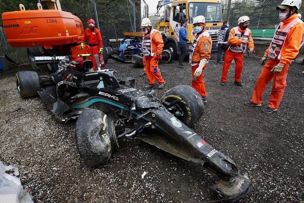 Bottas, sobre el incidente con Russell en Imola: "Es historia"