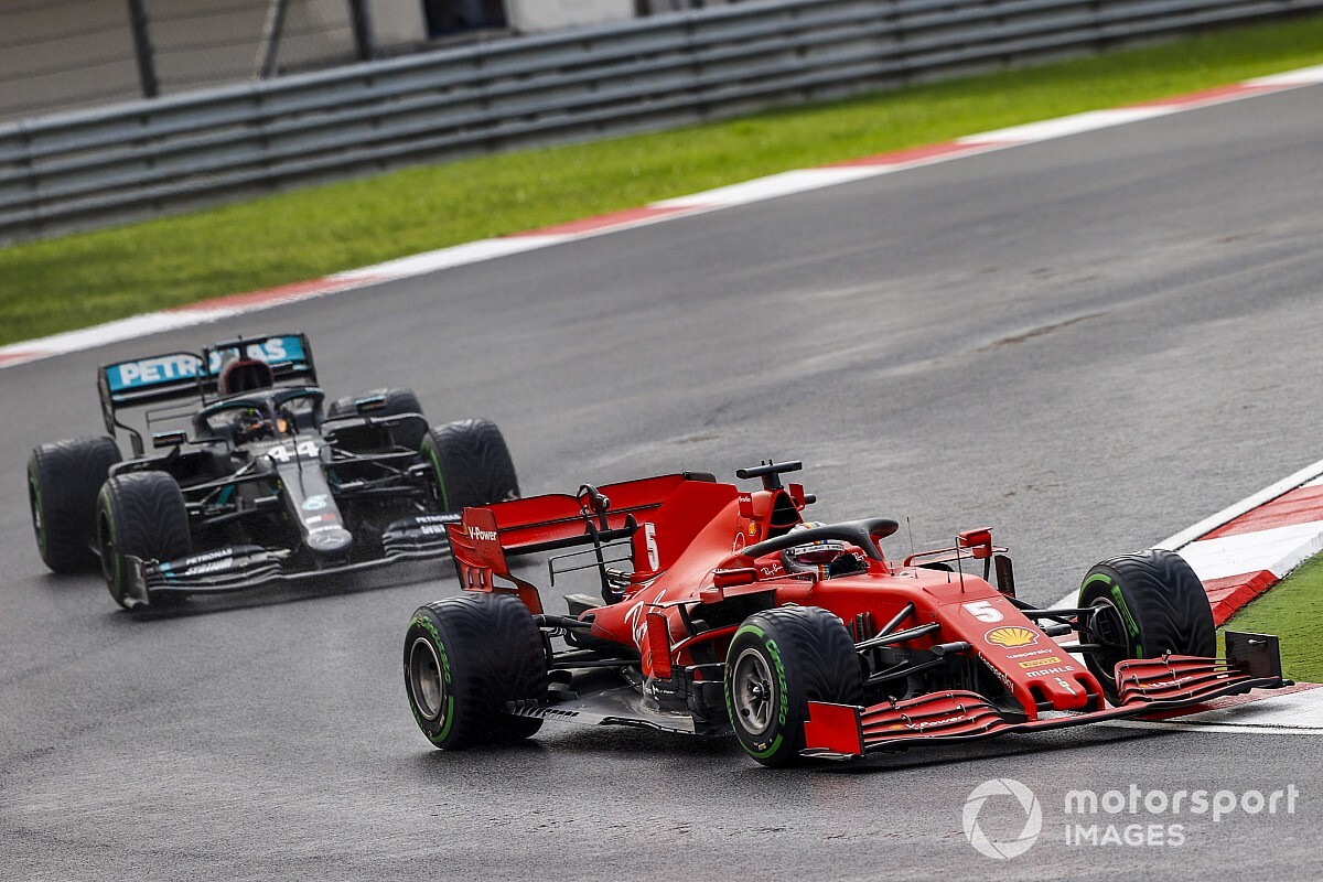 Vettel: Szeretnék Lewis mellett versenyezni!