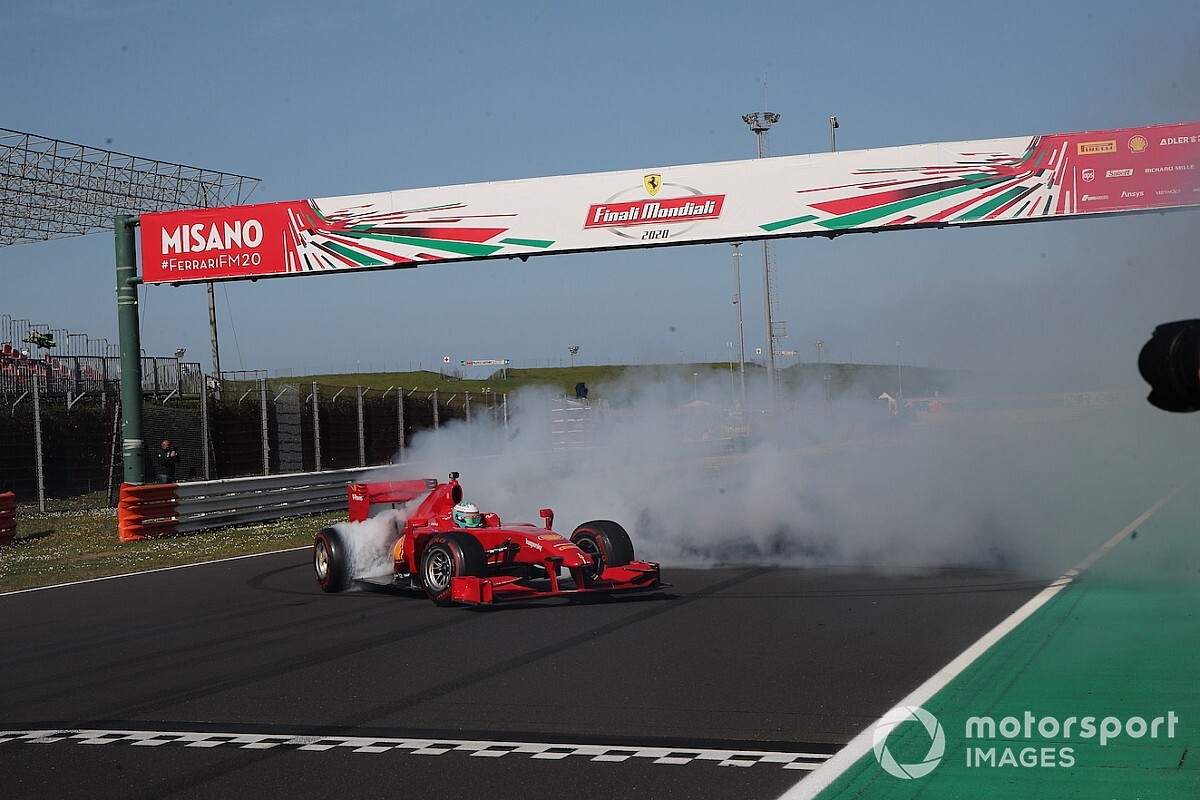 Finali Mondiali Ferrari: il Covid non ferma lo Show del Cavallino