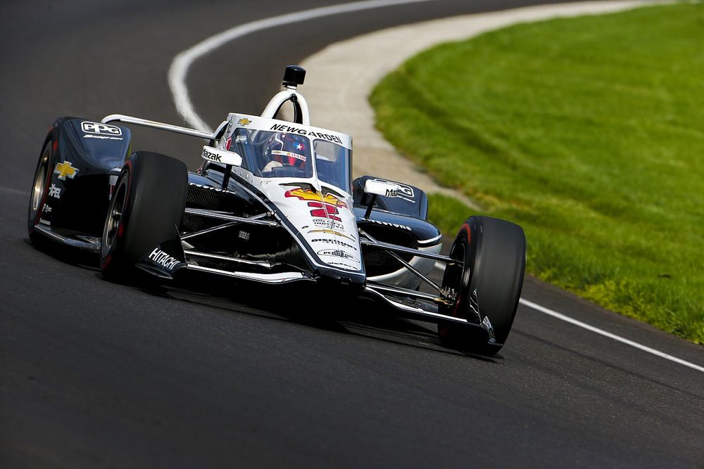 Newgarden pips Sato to lead second day of Indy 500 testing
