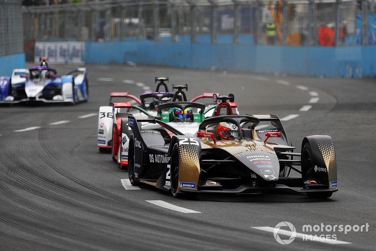 Formula E, Roma: Vergne emerge dal caos e conquista Gara 1